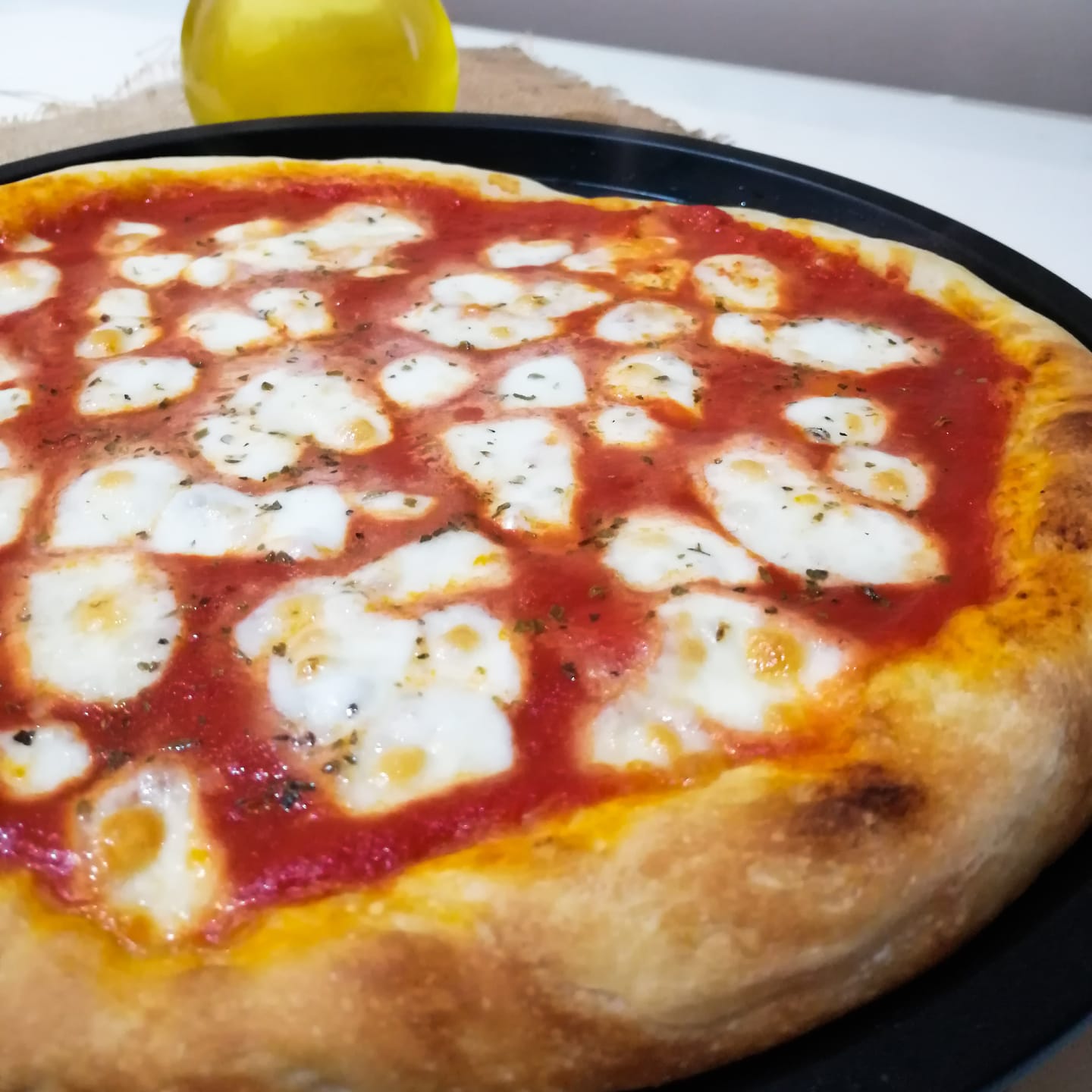 PIZZA FATTA IN CASA